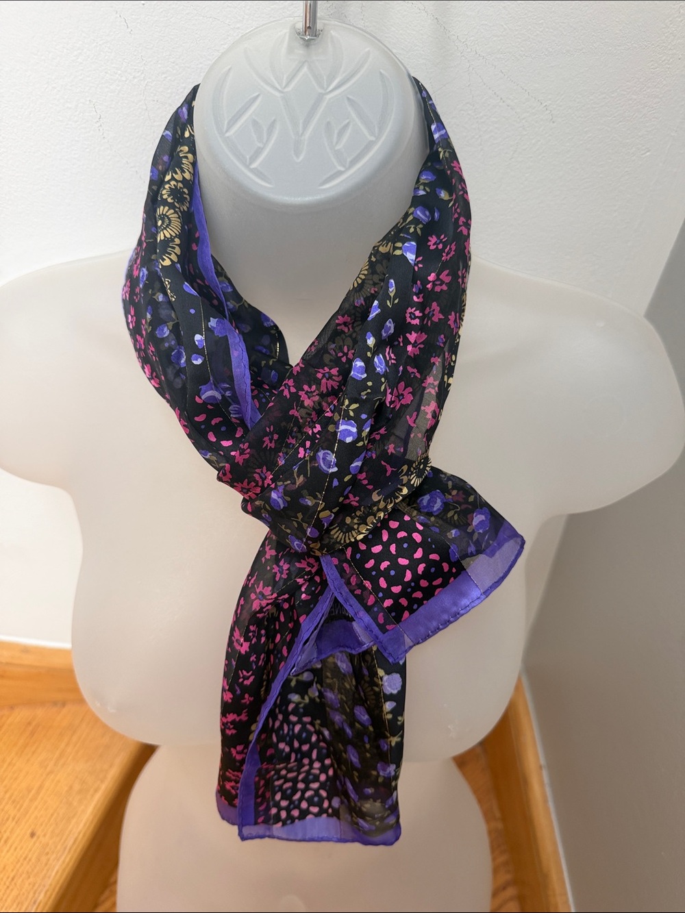 VTG Jones New York Silk Sheer RomanticBlack Floral Oblong Scarf w/Purple Trim